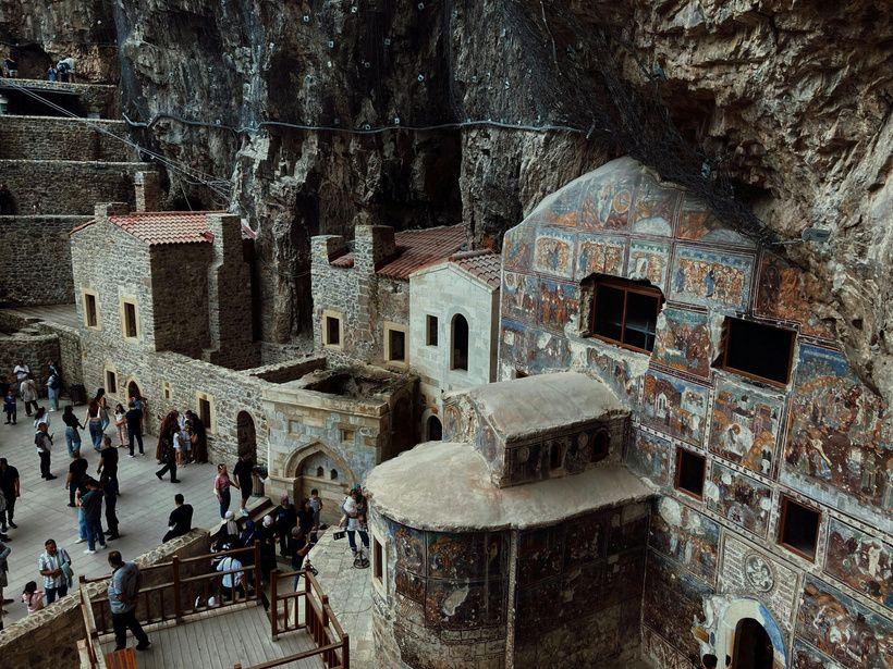 TrabzonMonastery_Pexels-NisacoKokumus_30561346.jpg