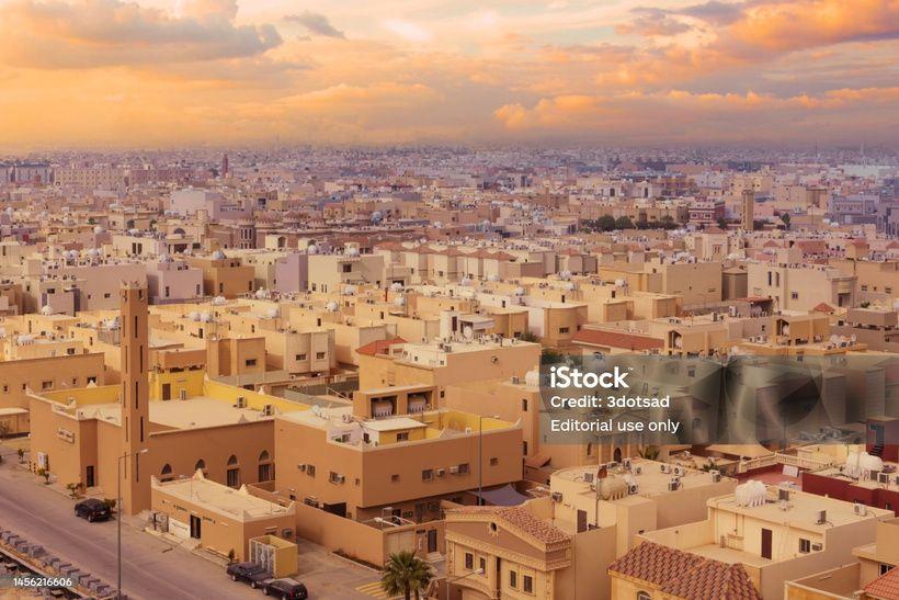 RiyadhHouses_3dotsad_istockphoto1456216606.jpg