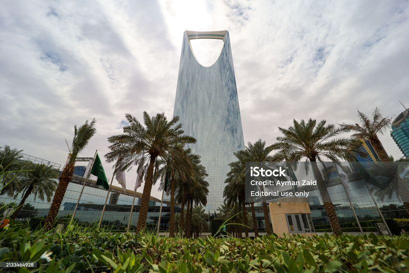 RiyadhKingdomTower_Ayman Zaid_istockphoto-2133464928.jpg
